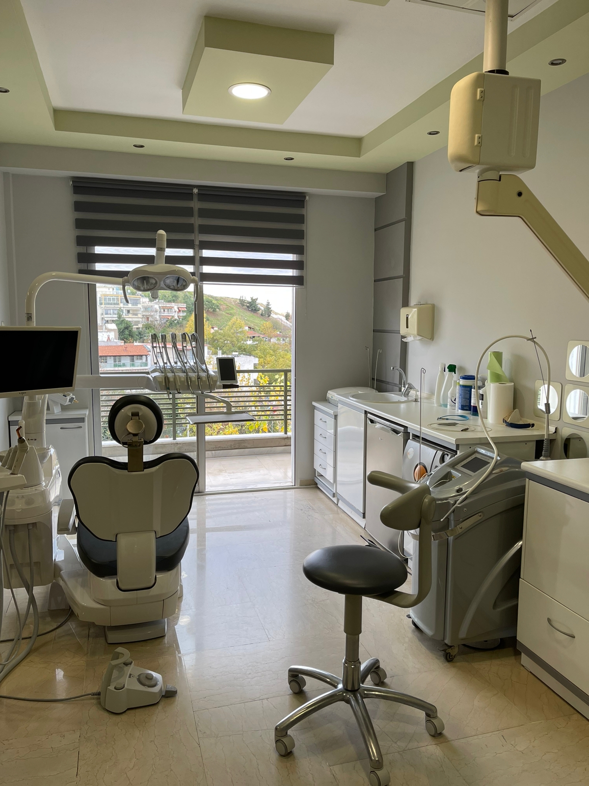 Dental Laser Pagos Ergasias 05